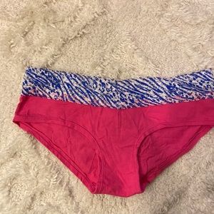 NWOT size large panties.